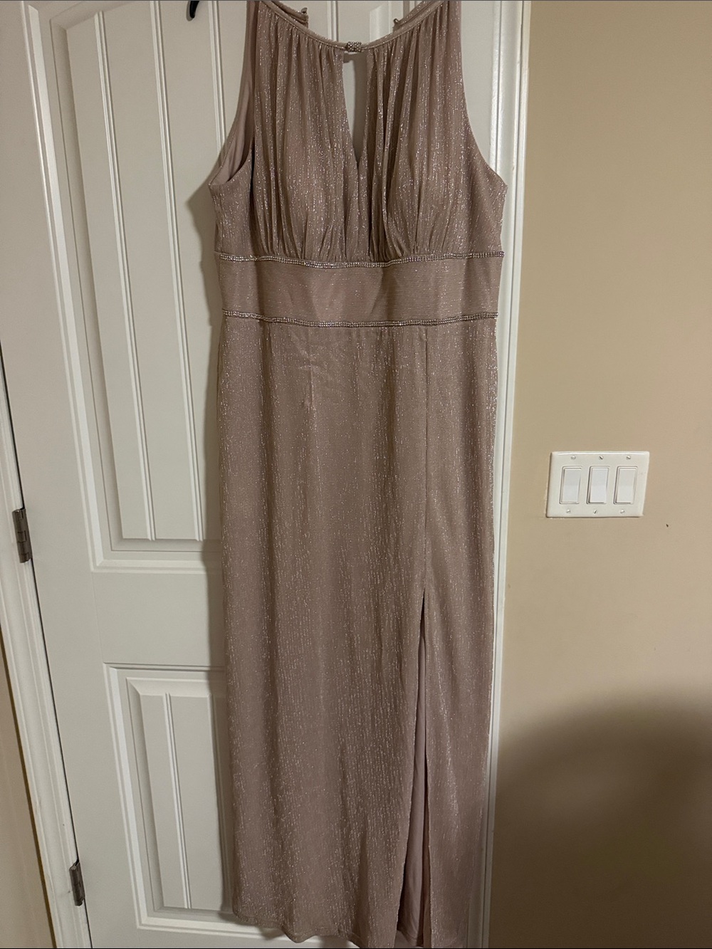 Elegant Shimmer Maxi Dress in Taupe